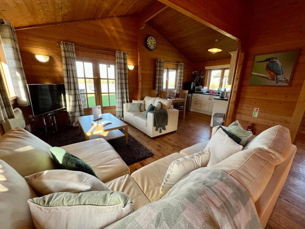 Reeds Lodge, Lake Pochard South Cerney Εξωτερικό φωτογραφία